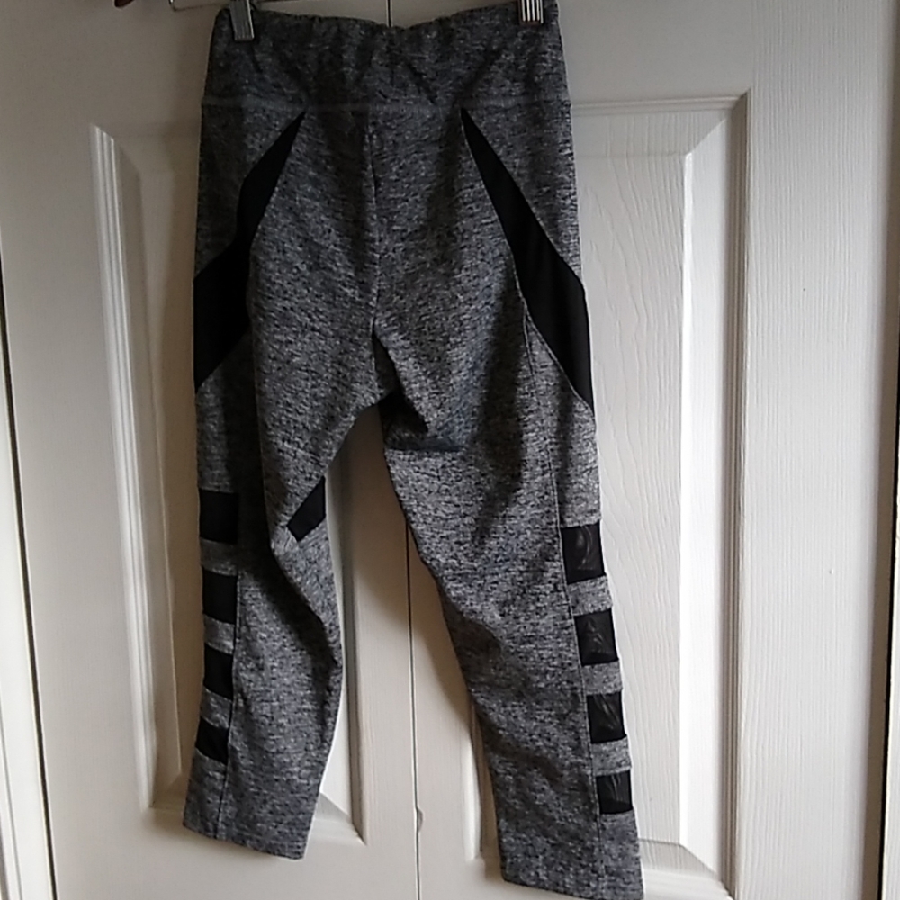 - always Hi waist capri work out leggings - Picture 4 of 6